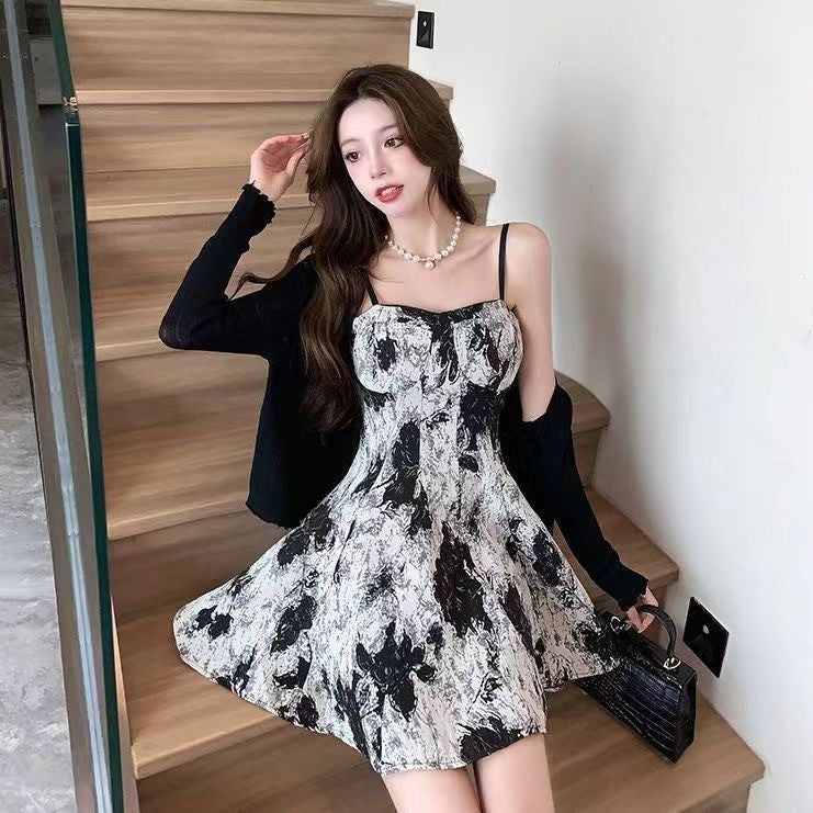 Retro French Waist Slimming Look Design Suspender Dress Sun Protection Cardigan Women's Summer 2025 New Two-Piece Set